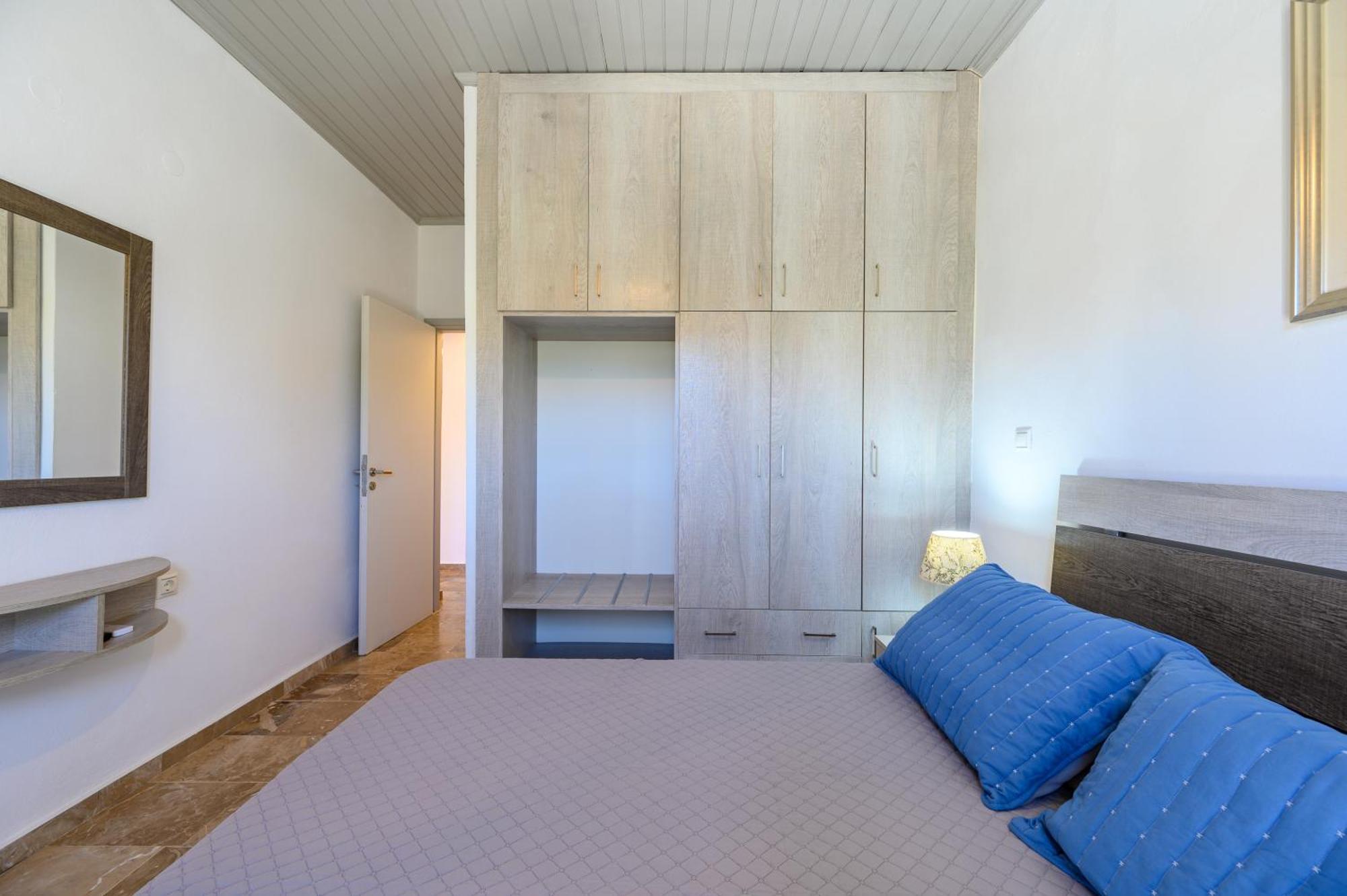 Beachfront First-Floor Suite Georgioupoli Exterior foto